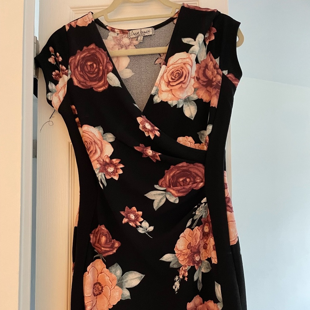 Floral form fitted dress